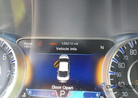 2015 Chrysler 200 C из США, поврежденный, VIN 1C3CCCCB2FN577857